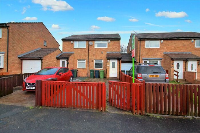 2 Bedroom Terraced House To Rent In Ellison Villas, Gateshead, NE8