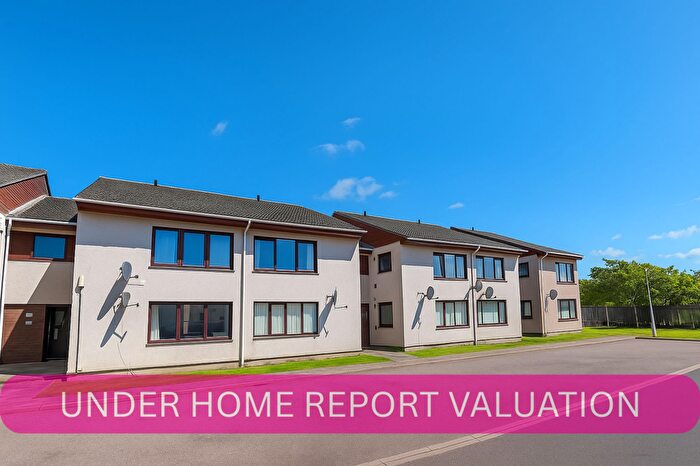 1 Bedroom Flat For Sale In Hilton Court, Inverness, IV2