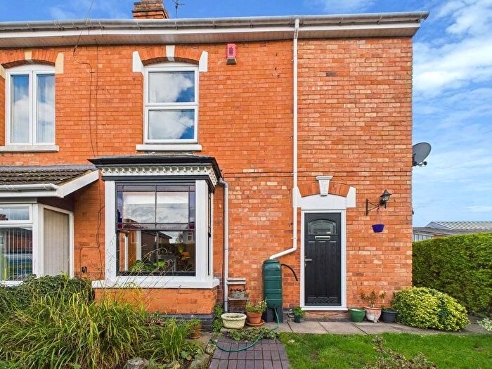 3 Bedroom End Terrace House For Sale In Waverley Street, Worcester, Worcestershire, WR5