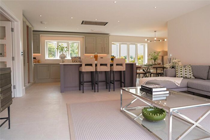 5 Bedroom Detached House For Sale In Borlase Meadow, Bockmer End, Marlow, Buckinghamshire, SL7