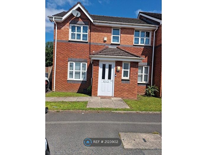 3 Bedroom Semi-Detached House To Rent In Melland Road, Manchester, M18