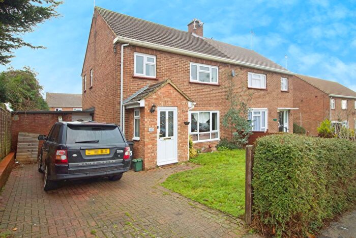 3 Bedroom Semi Detached House For Sale In Coldnailhurst Avenue, Braintree, CM7