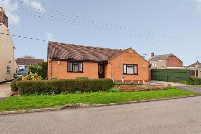 3 Bedroom Detached Bungalow For Sale In East Lane, Morton, Bourne, PE10