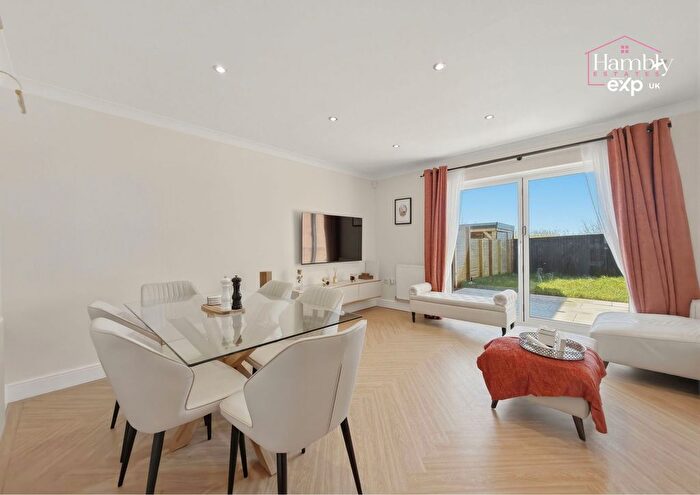 3 Bedroom Semi Detached House For Sale In Hazel Grove, Tonyrefail, CF39