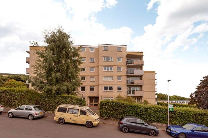 3 Bedroom Flat For Sale In Queens Park Court, Edinburgh, EH8