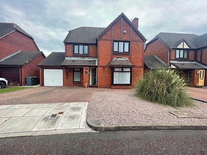 4 Bedroom Detached House To Rent In The Heathlands, Moreton, Wirral, CH46