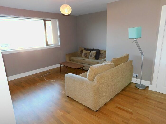 2 Bedroom Flat To Rent In Redhall Road, Edinburgh, EH14
