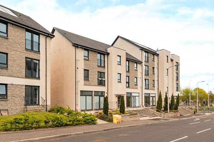 2 Bedroom Flat For Sale In / Bowbridge Crescent, Edinburgh, EH17