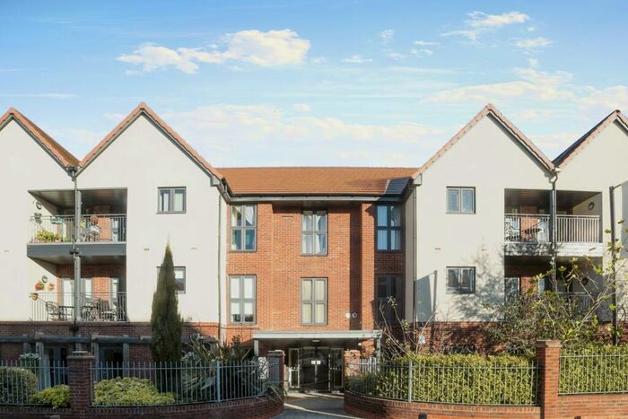 1 Bedroom Flat To Rent In Northwick Park Road, Harrow, HA1