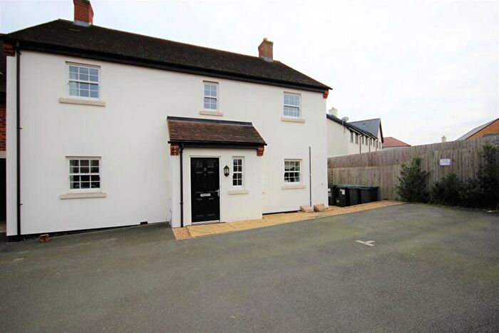 2 Bedroom Maisonette To Rent In Mander Farm Road, Silsoe, Bedfordshire, MK45