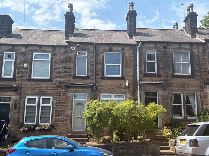 3 Bedroom Terraced House For Sale In Low Lane, Horsforth, Leeds, LS18