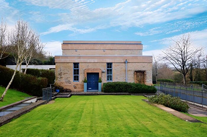 4 Bedroom Country House For Sale In Riverbank Studios, Worsham, Oxfordshire, OX29