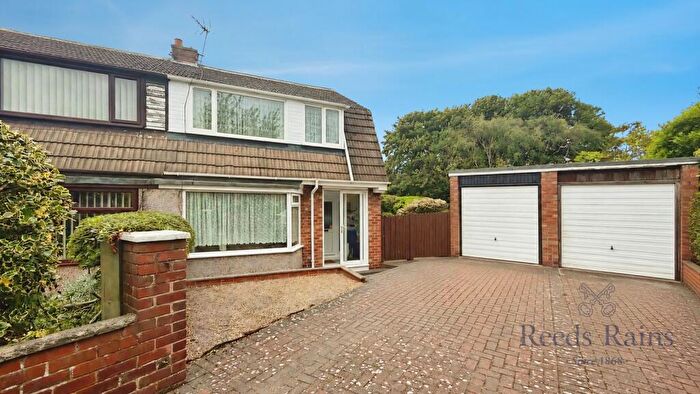 3 Bedroom Semi-Detached House For Sale In Aberfoyle, Ouston, Chester Le Street, Durham, DH2