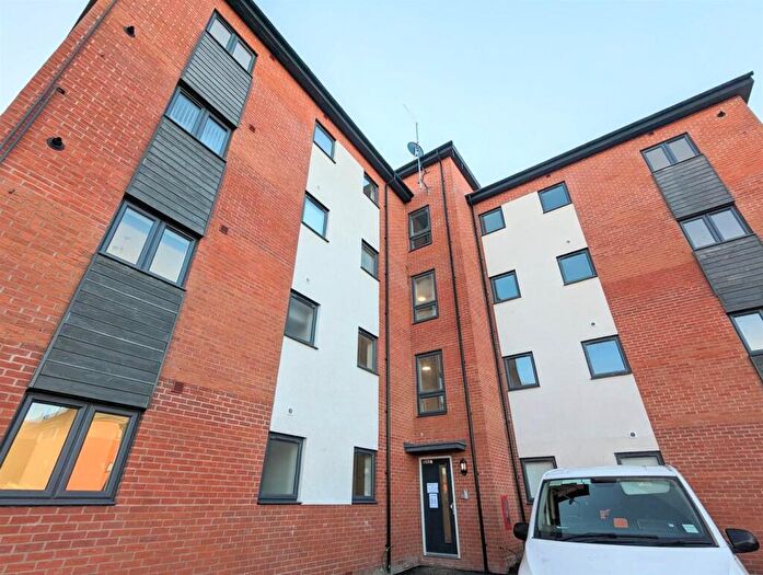 2 Bedroom Apartment To Rent In Ascot Way, Longbridge, Birmingham, B31