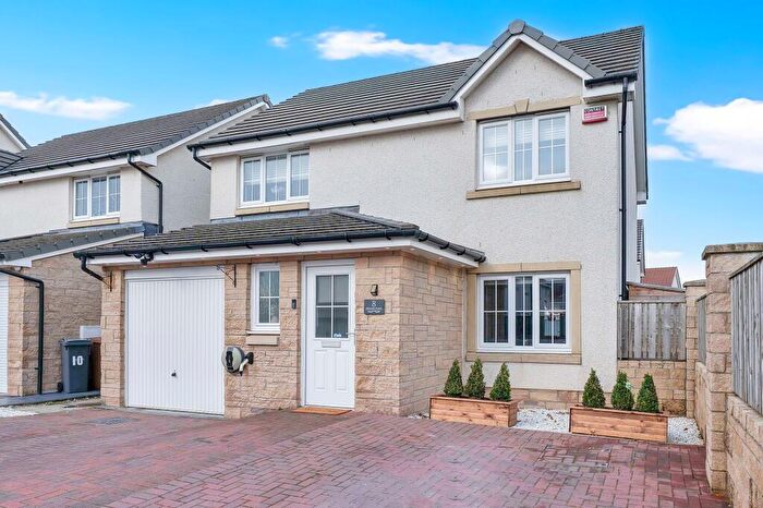 3 Bedroom Detached House For Sale In Mclean Place, Whitburn, EH47