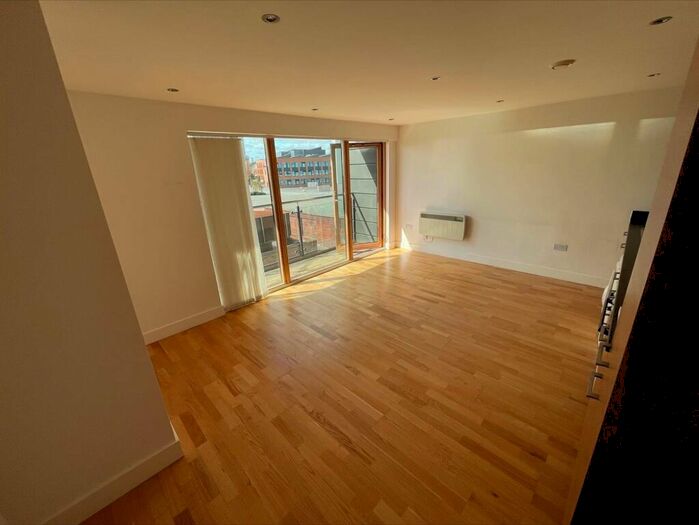 1 Bedroom Flat To Rent In La Salle, Chadwick Street, Hunslet, Leeds, LS10