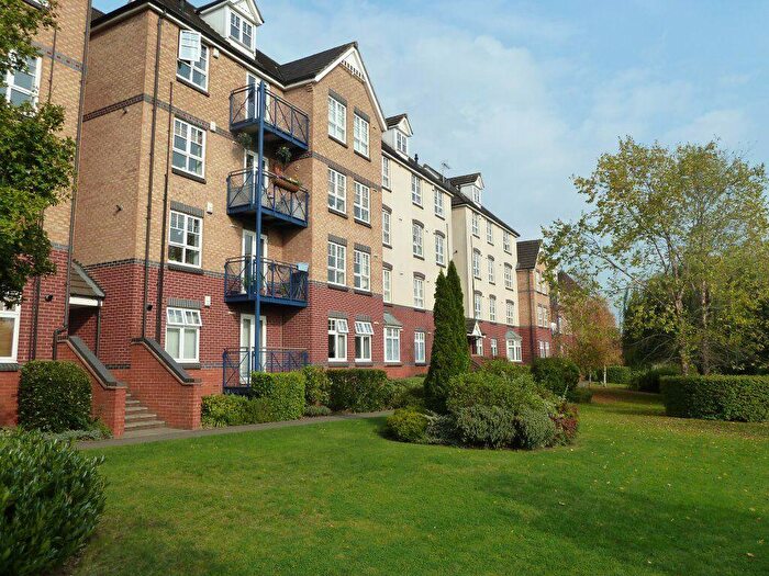 3 Bedroom Flat To Rent In Bedford Road, Northampton, NN1