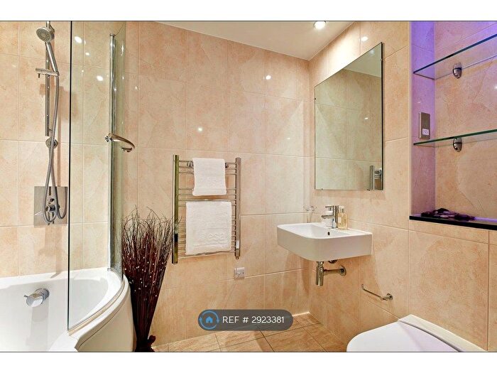 1 Bedroom Flat To Rent In Stoke Road, Slough, SL2