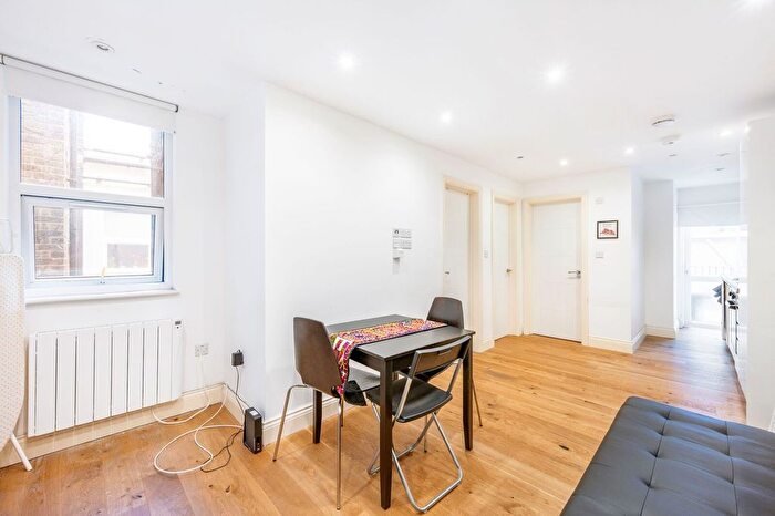 2 Bedroom Flat To Rent In The Mall, Ealing Broadway, London, W5