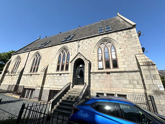 3 Bedroom Flat To Rent In George Street, Old Aberdeen, Aberdeen, AB25