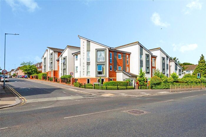 1 Bedroom Flat For Sale In High Street North, Dunstable, Bedfordshire, LU6