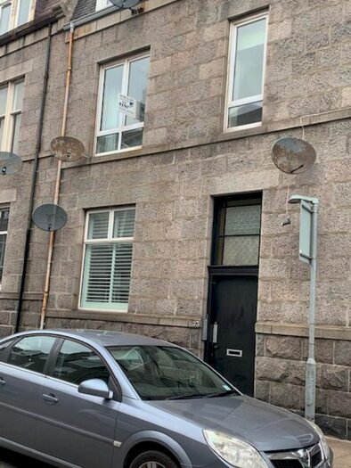 1 Bedroom Flat To Rent In Howburn Place, Aberdeen, AB11