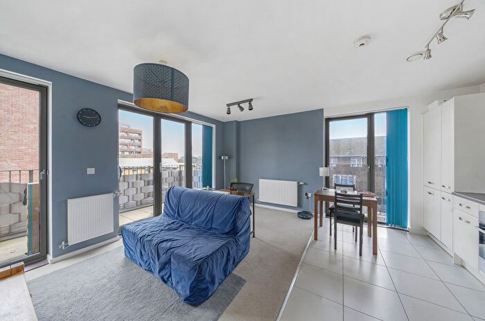 1 Bedroom Flat For Sale In Katie Court, Edwin Street, London, E16