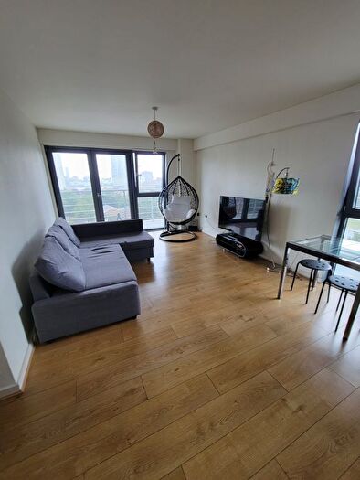 1 Bedroom Flat To Rent In Biggerstaff Road, London, E15