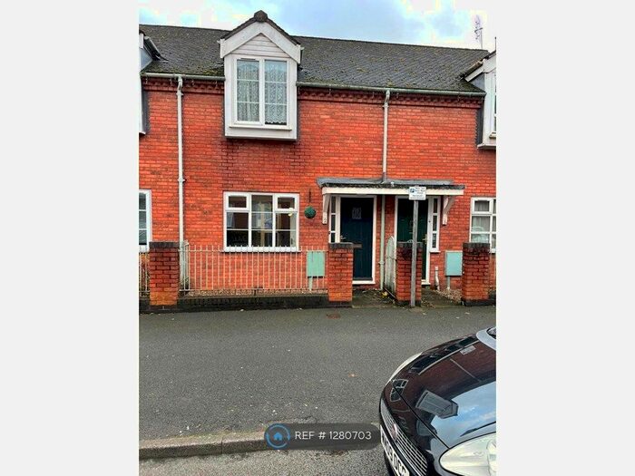 2 Bedroom Terraced House To Rent In Spiceal Mews, Uttoxeter ST14