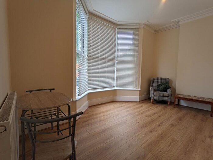 1 Bedroom Ground Maisonette To Rent In Oxford Road, Birmingham, B27