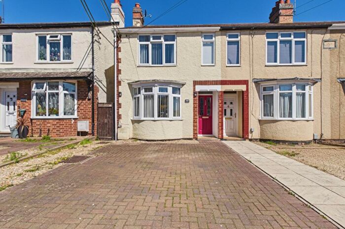 2 Bedroom End Of Terrace House For Sale In Halse Road, Brackley, NN13