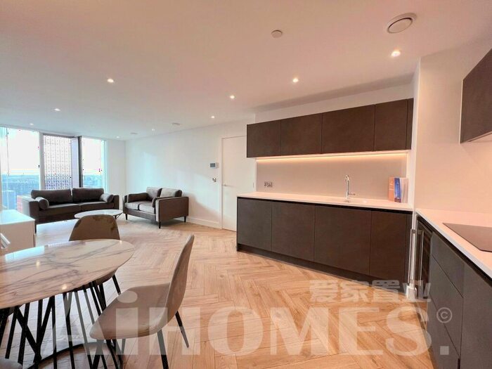 2 Bedroom Apartment To Rent In Elizabeth Tower, Chester Road, Manchester, M15