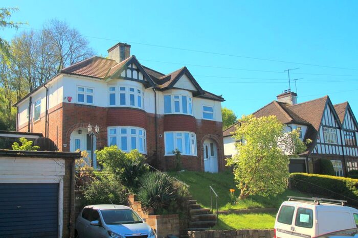 3 Bedroom House To Rent In Bedroom Semi Detached House In Warlingham, CR6