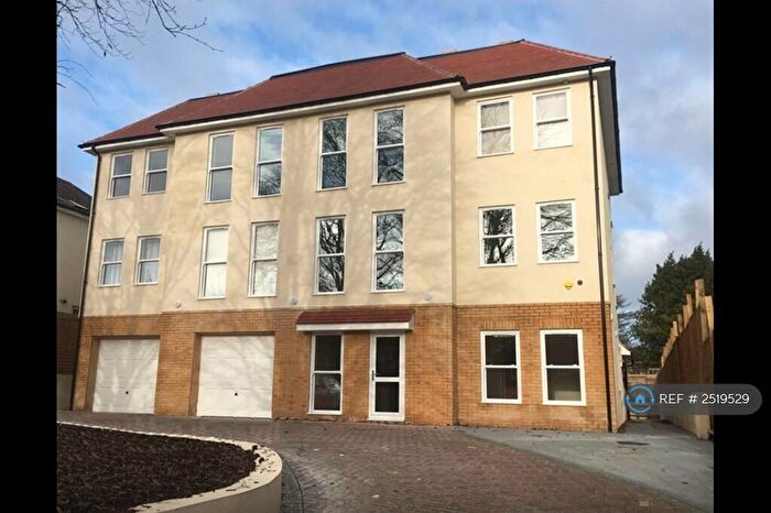 3 Bedroom Flat To Rent In Lawn Road, Southampton, SO17