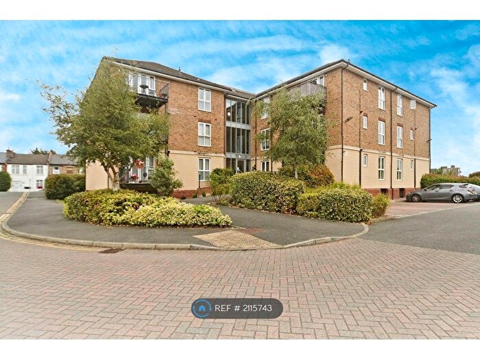 1 Bedroom Flat To Rent In St. Catherines Close, London, SW20