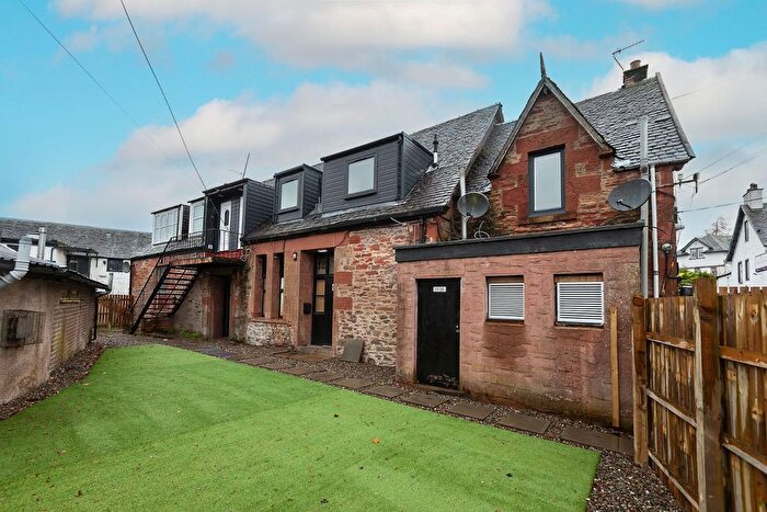 3 Bedroom Flat For Sale In B Stirling Road, Drymen, G63