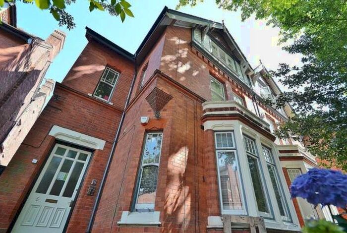 2 Bedroom Apartment To Rent In Vickers Street, NG3