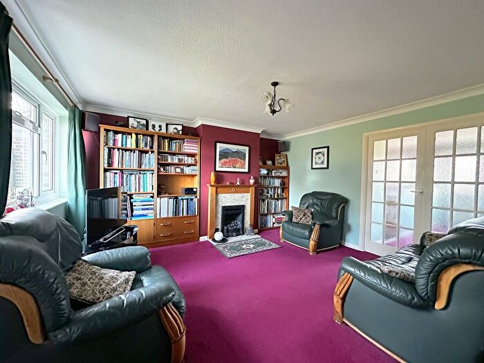 3 Bedroom Terraced House For Sale In Skylark Walk, Chelmsford, CM2