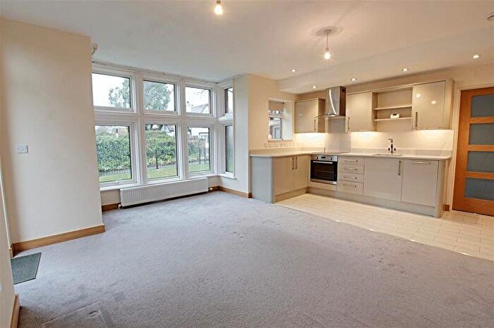 1 Bedroom Flat To Rent In Station Road, Westbury, BA13