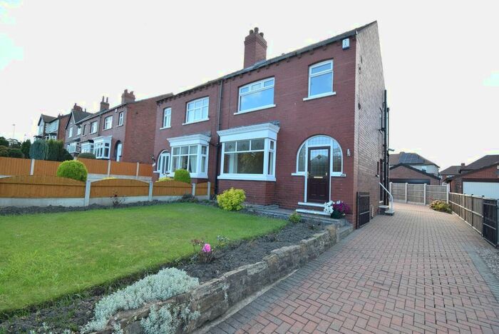 3 Bedroom Semi-Detached House To Rent In Horbury Road, Wakefield, WF2