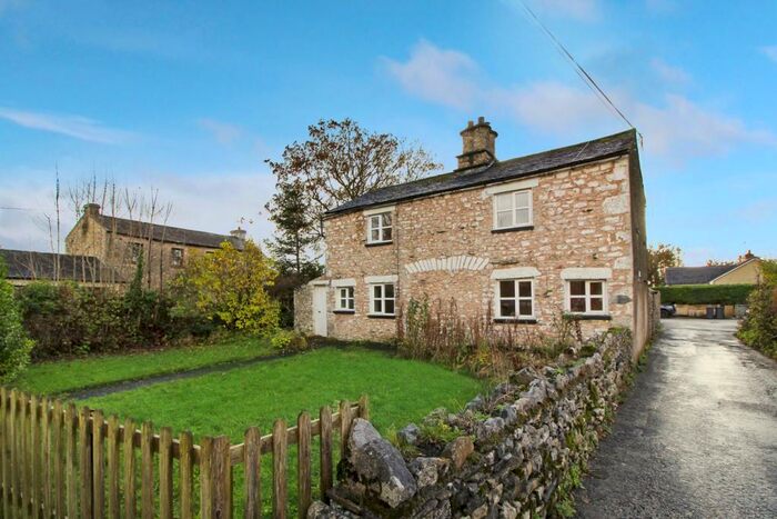 3 Bedroom Detached House For Sale In Helsington, LA9