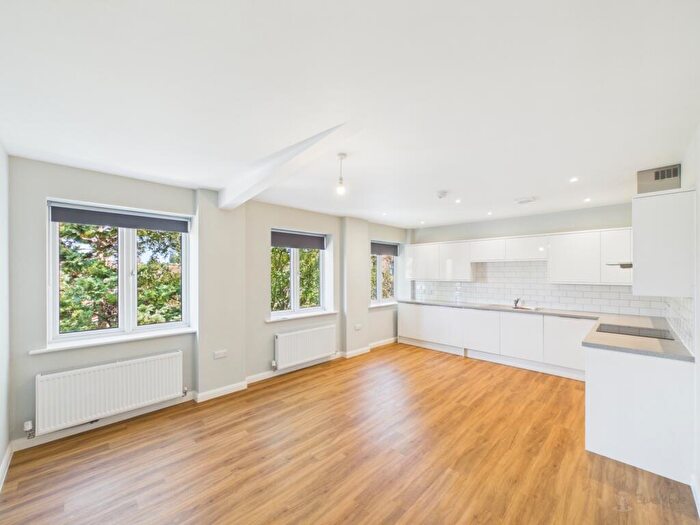 1 Bedroom Apartment To Rent In Goldcroft, Yeovil, BA21