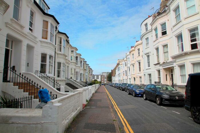 2 Bedroom Apartment To Rent In St Georges Terrace, Kemp Town, BN2