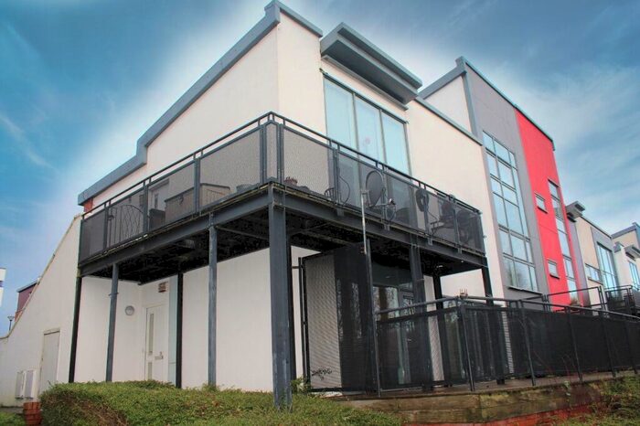 2 Bedroom Flat To Rent In Shuna Crescent, Ruchill, Glasgow, Strathclyde, G20