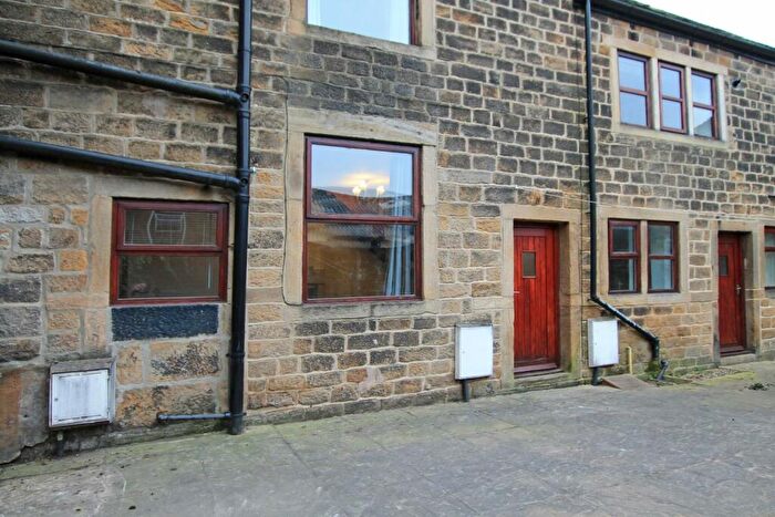 2 Bedroom Cottage To Rent In Bondgate, Otley, Leeds, LS21
