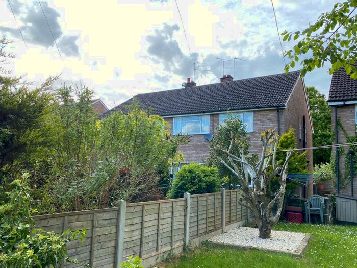 2 Bedroom Maisonette To Rent In Lower Cladswell Lane, Cookhill, B49