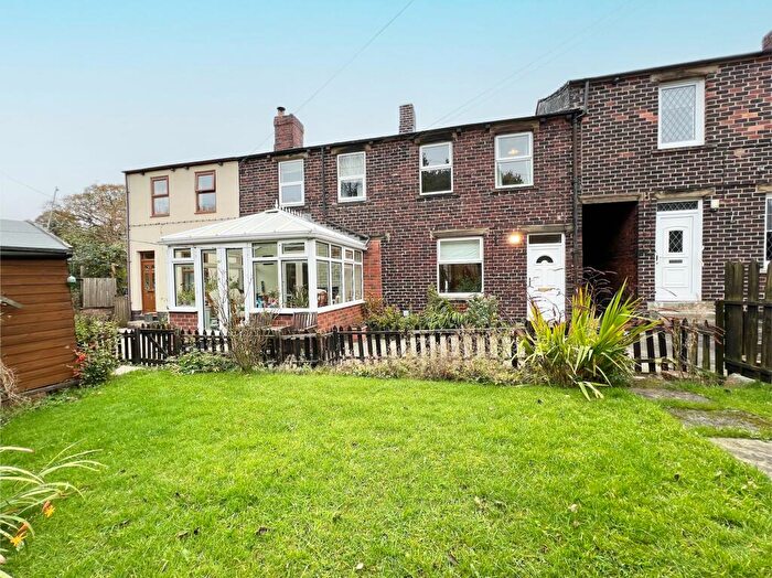 2 Bedroom Terraced House For Sale In Park Gate, Skelmanthorpe, HD8