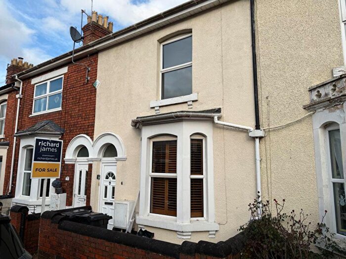 3 Bedroom Terraced House For Sale In Hythe Road, Old Town, Swindon, SN1
