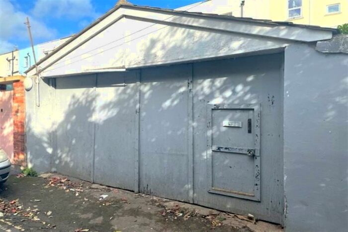 Barn Conversion To Rent In Fremantle Road, BS6