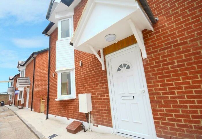 1 Bedroom Terraced House To Rent In Patrol Place Catford, SE6